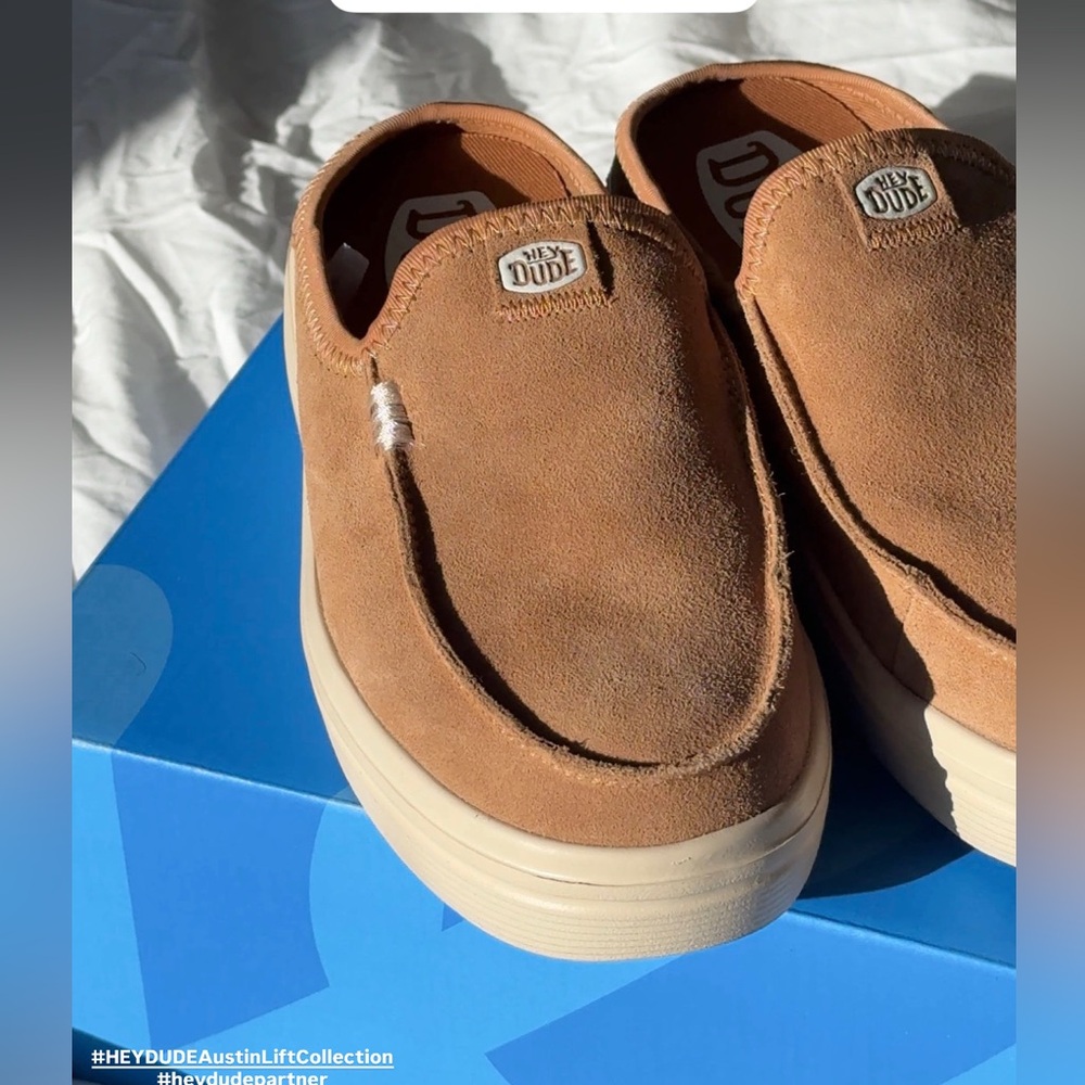 NWT HEYDUDE Austin Lift Classic Slip-On Sneakers - Tan Suede - Picture 4 of 7